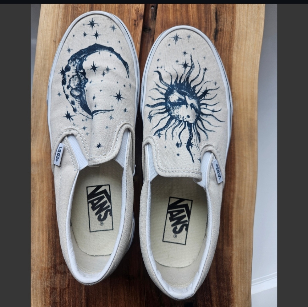 Vans Customs - image 5